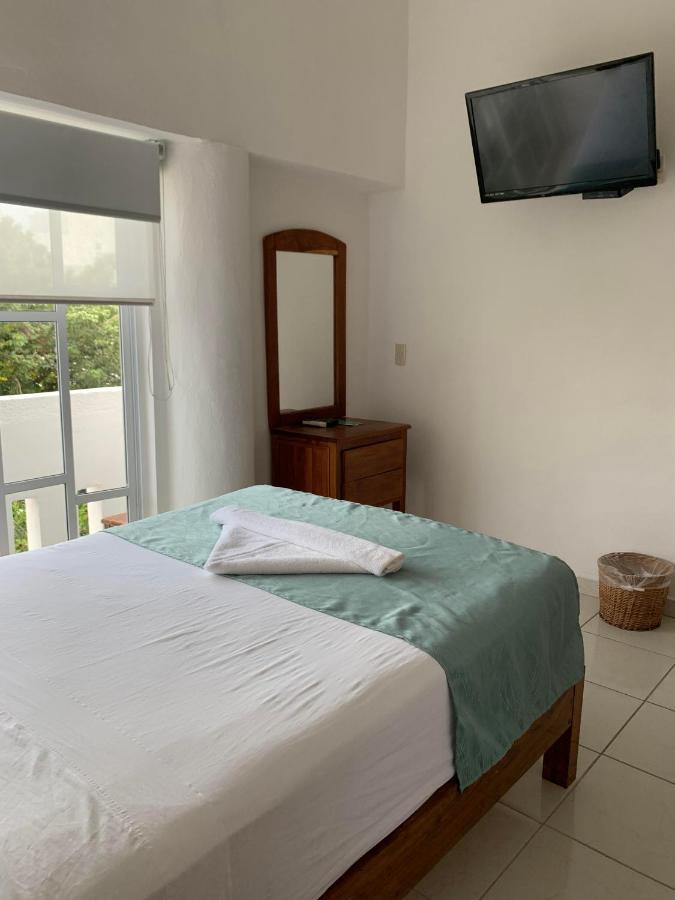 Casa Calendario Azteca Hotel Плая дел Кармен Екстериор снимка